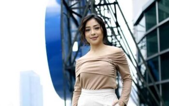 5 Gaya Parenting Nikita Willy, Anti Memanjakan Anak