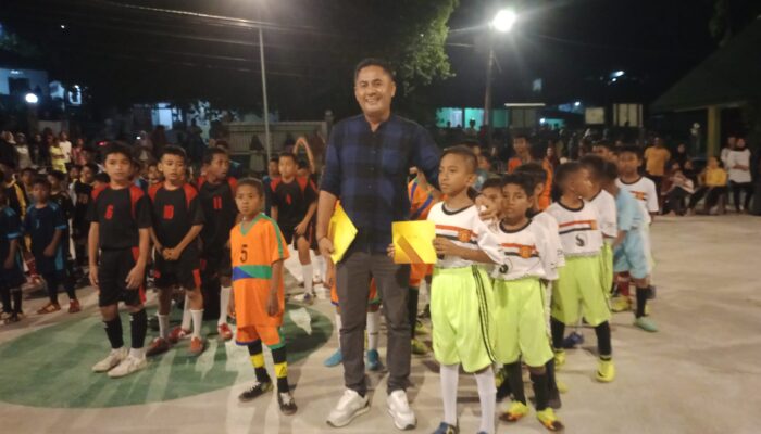 Anggota DPRD Kota Kupang” Ahmad Thalib” membuat Event Futsal Anak – anak Di kelurahan airmata